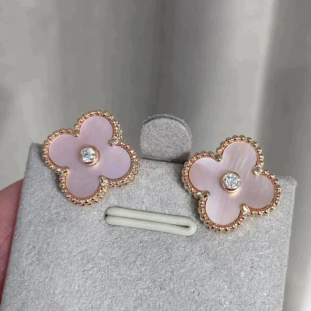 [Dawnora Jewelry]CLOVER MEDIUM 1 MOTIFS  PINK MOP DIAMOND EARRINGS
