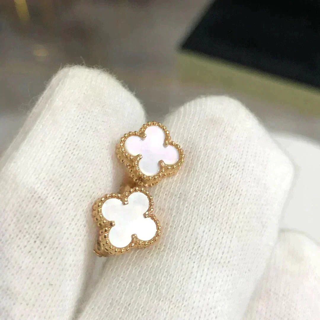 [Dawnora Jewelry]CLOVER MINI 9.5MM WHITE MOP EARRINGS