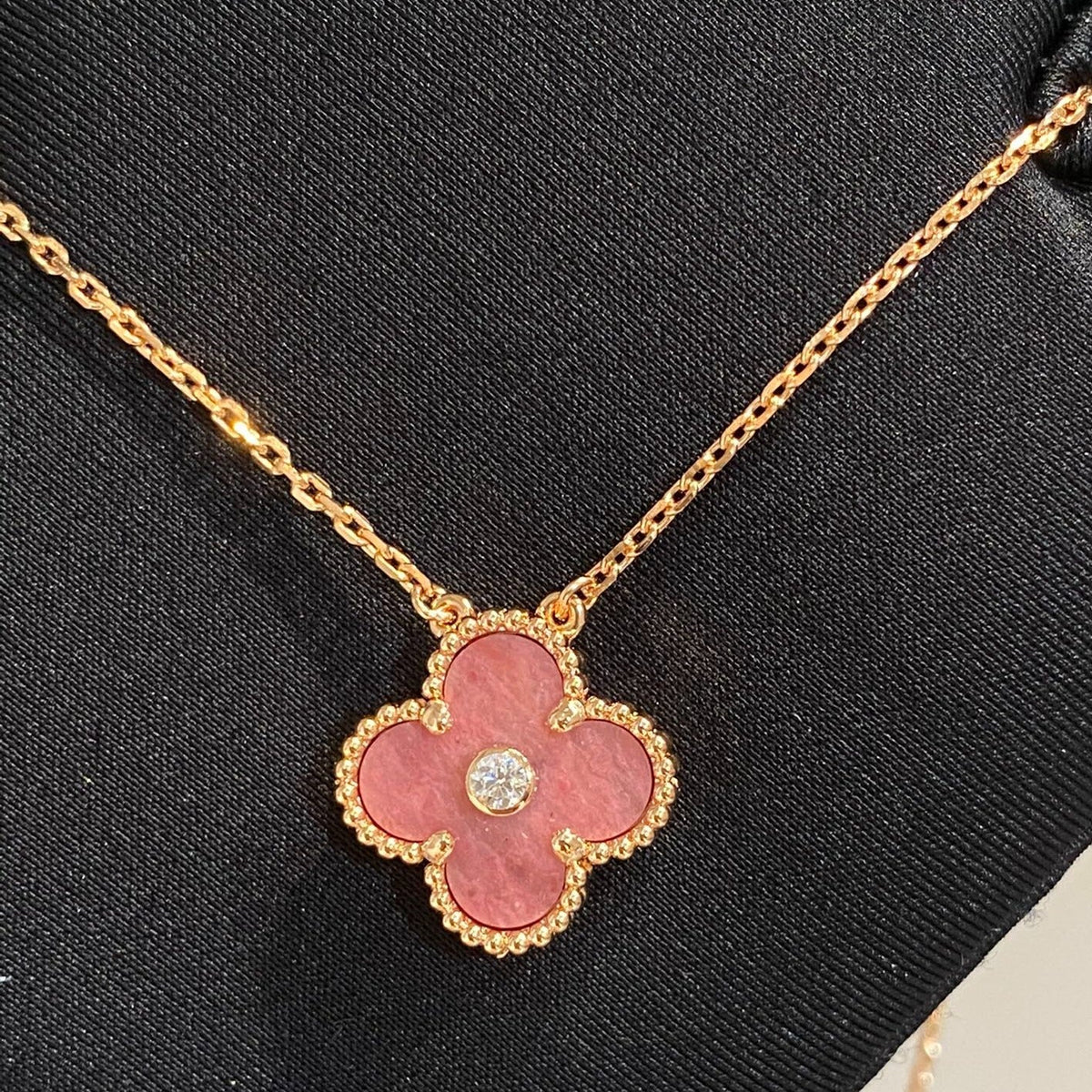 [Dawnora Jewelry]CLOVER 15MM DIAMOND RHODONITE NECKLACE