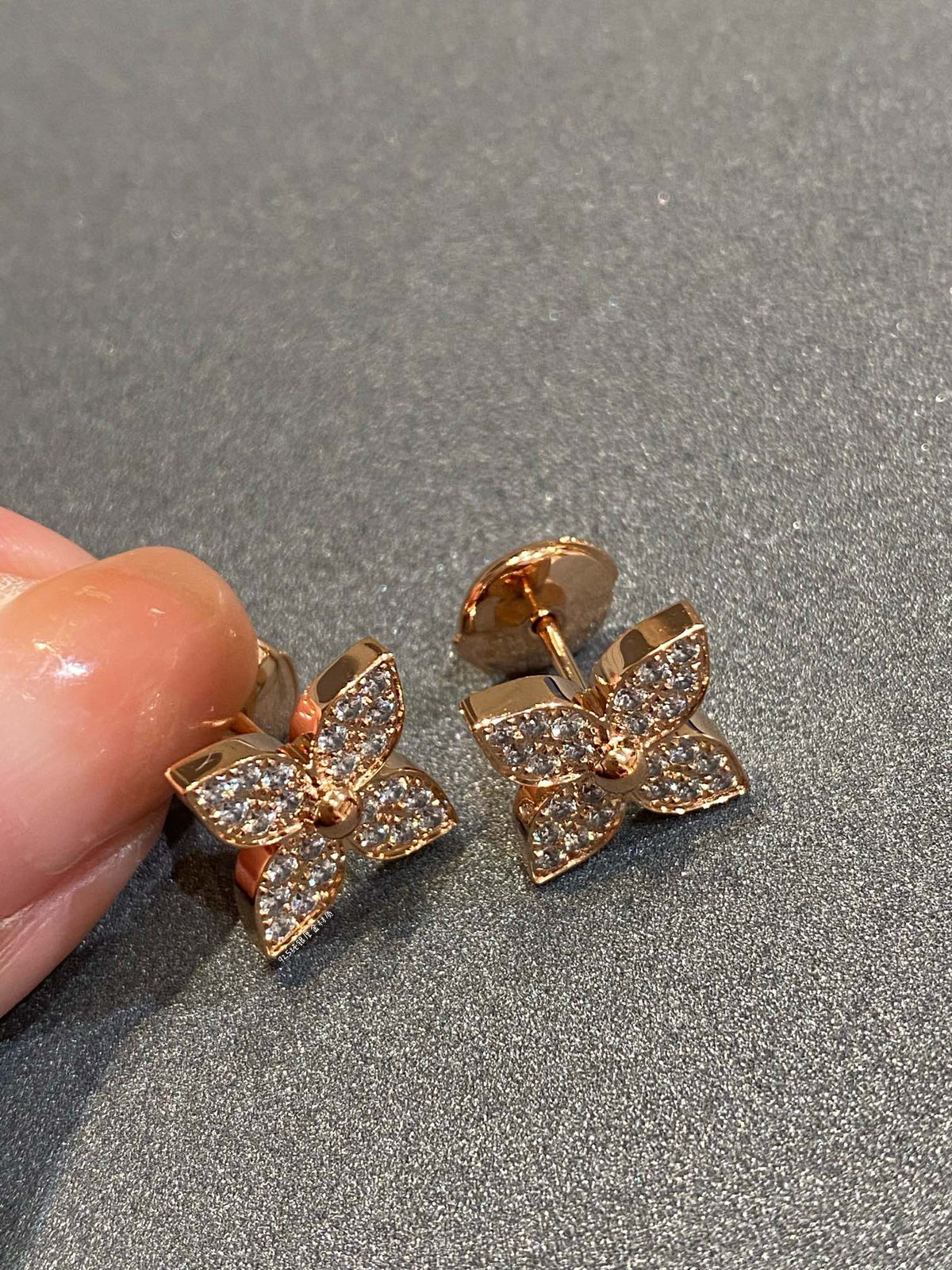[Dawnora Jewelry]STAR DIAMOND EARRINGS
