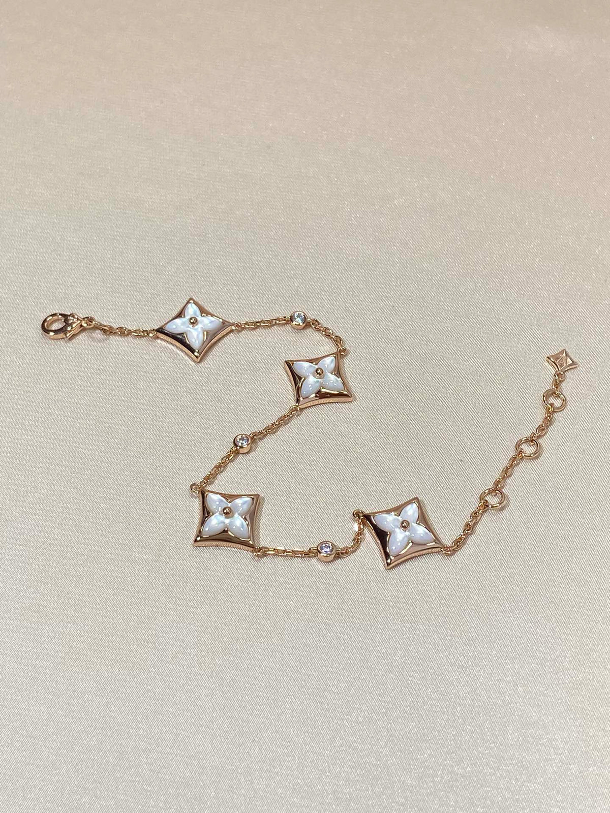 [Dawnora Jewelry]STAR 4 MOTIF MOP DIAMOND PINK GOLD BRACELET