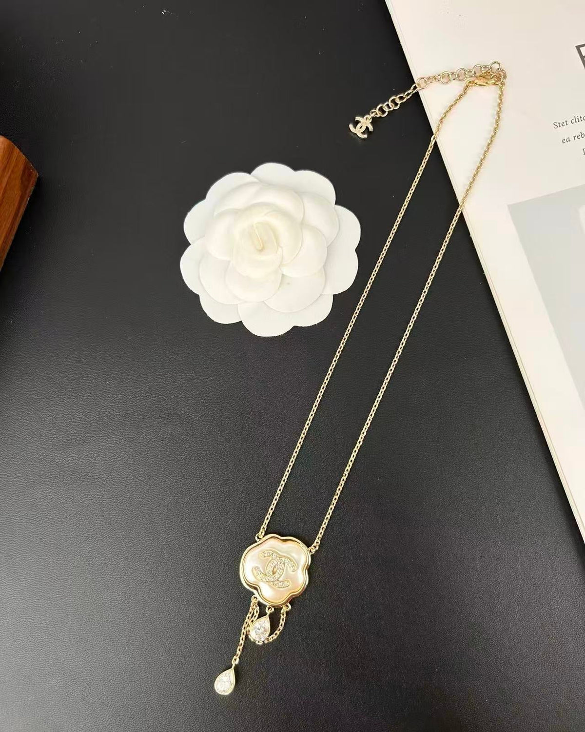 [Dawnora Jewelry]Cloud Pearl Mother-of-Pearl Diamond Chain Pendant Necklace