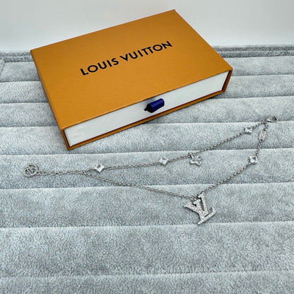 [Dawnora Jewelry]FULL DIAMOND LETTER NECKLACE