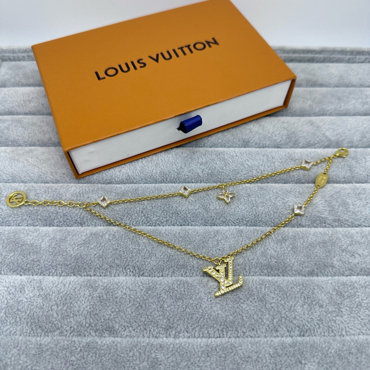 [Dawnora Jewelry]FULL DIAMOND LETTER NECKLACE