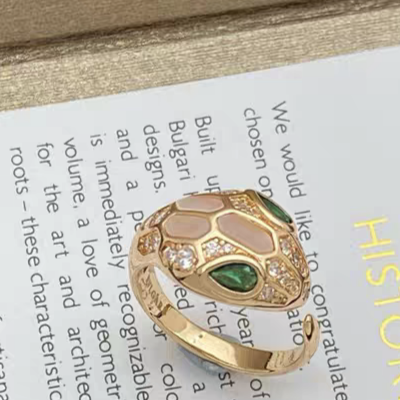 [Dawnora Jewelry]BRAND NEW ASSORTED SNAKE HEAD MOTHER OF PEARL RINGS