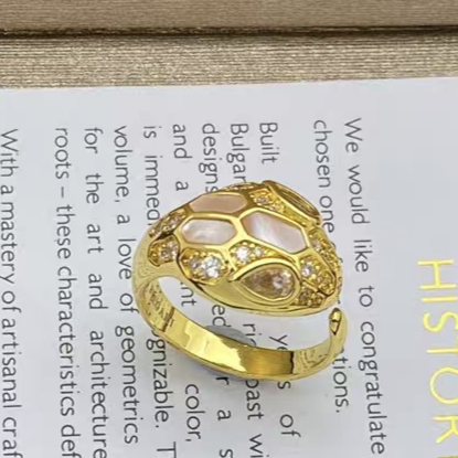 [Dawnora Jewelry]BRAND NEW ASSORTED SNAKE HEAD MOTHER OF PEARL RINGS