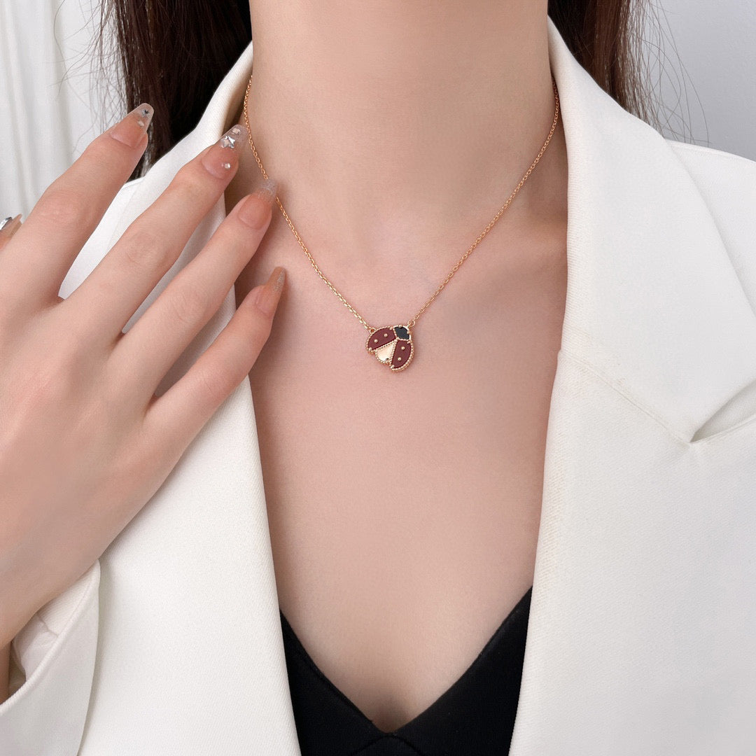 [Dawnora Jewelry]LUCKY  CARNELIANS LADYBUG NECKLACE