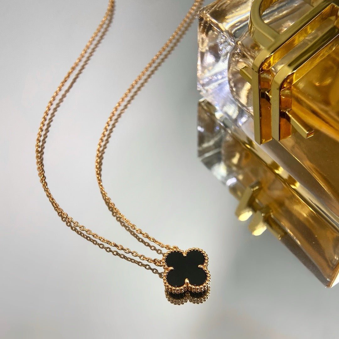 [Dawnora Jewelry]CLOVER 15MM BLACK ONYX SINGLE FLOWER NECKLACE