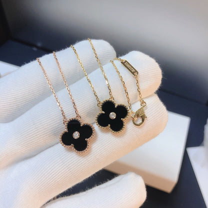 [Dawnora Jewelry]CLOVER 15MM DIAMOND ONYX NECKLACE