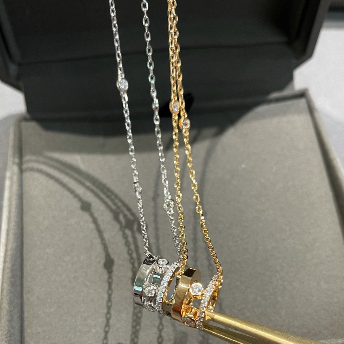 [Dawnora Jewelry]CHAIN MOVE ROMANE PEDAND NECKLACE